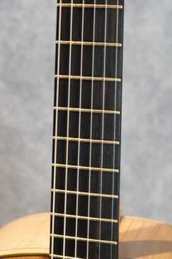 9 9